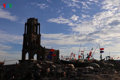 L’église du Cœur de Hai Ly ou le charme des ruines - ảnh 7